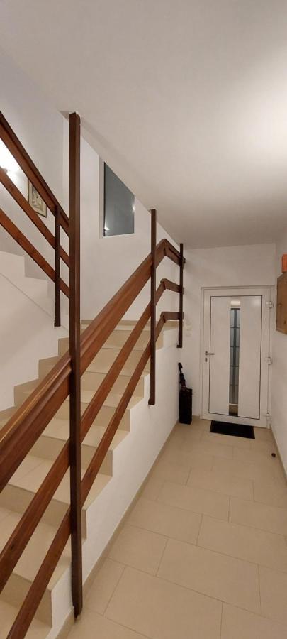 Apartman Perunika Selce Exterior photo